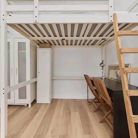 Apartment Cosy With Mezzanine By Renters